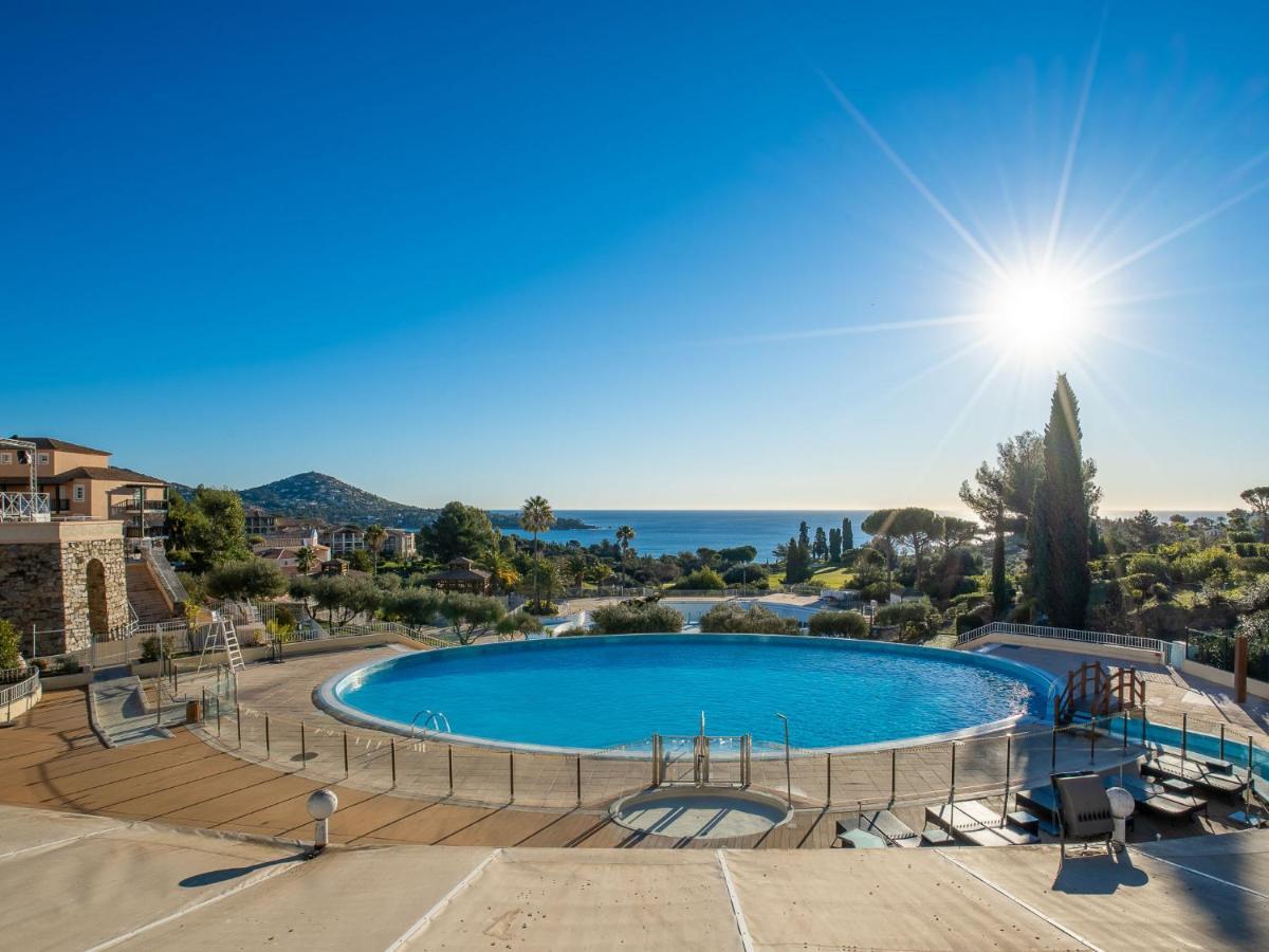Apartment Village Cap Esterel - L'Esquinade-97 By Interhome Saint-Raphaël Buitenkant foto