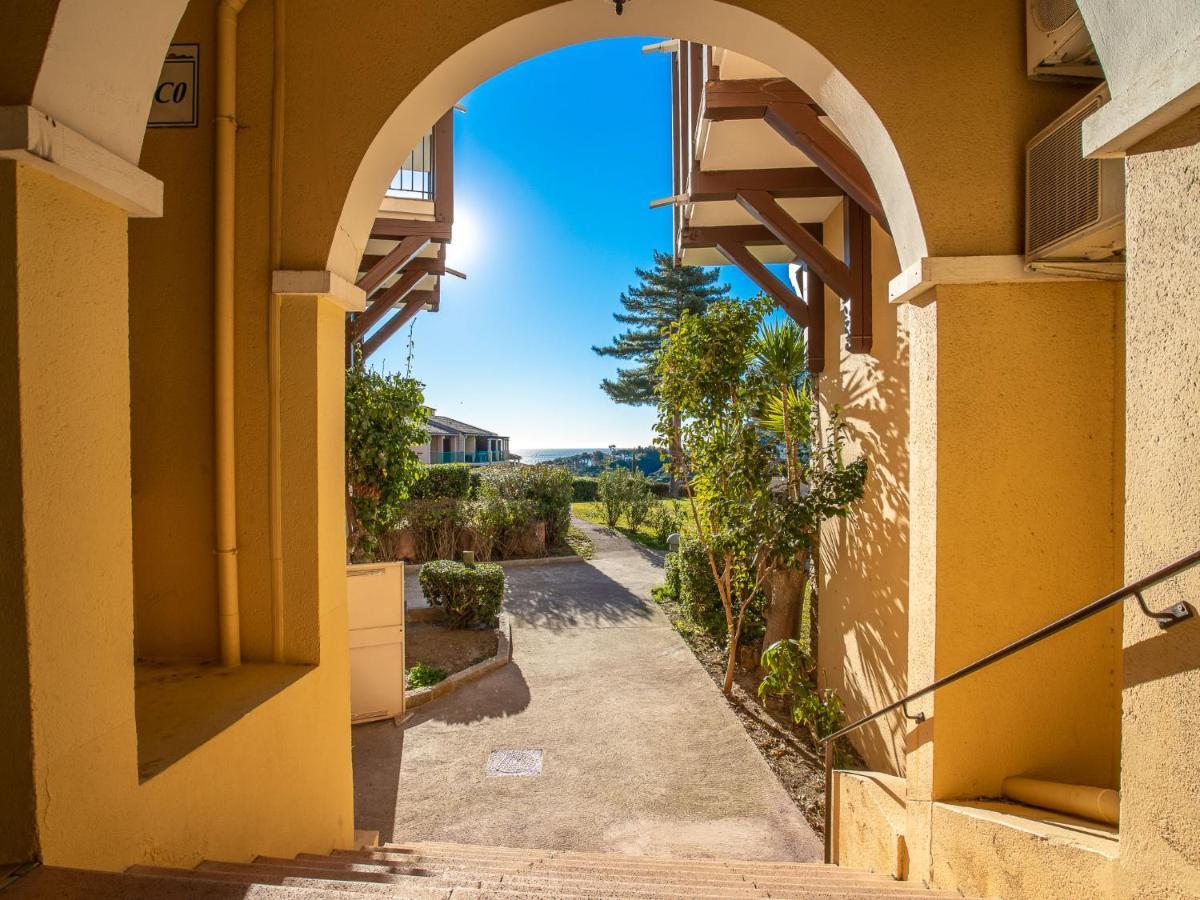 Apartment Village Cap Esterel - L'Esquinade-97 By Interhome Saint-Raphaël Buitenkant foto