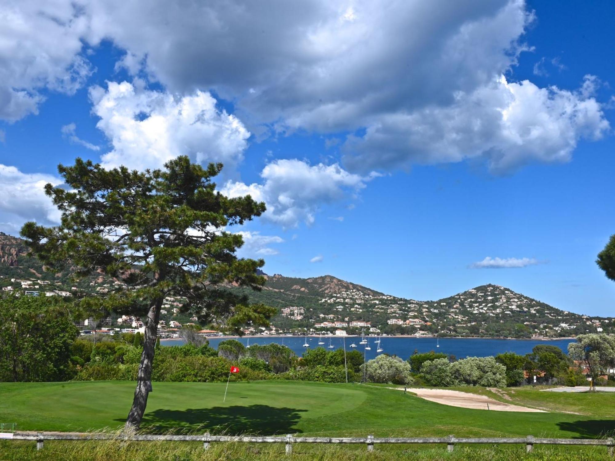 Apartment Village Cap Esterel - L'Esquinade-97 By Interhome Saint-Raphaël Buitenkant foto